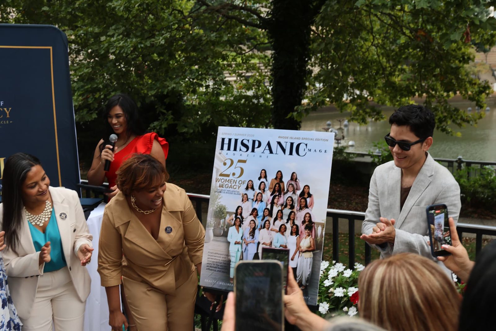 Presentación editorial de Hispanic Image